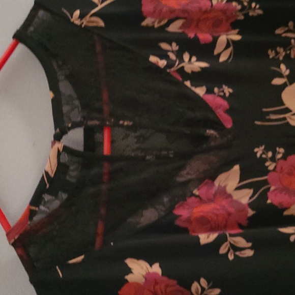 Dress - Picture 5 of 5